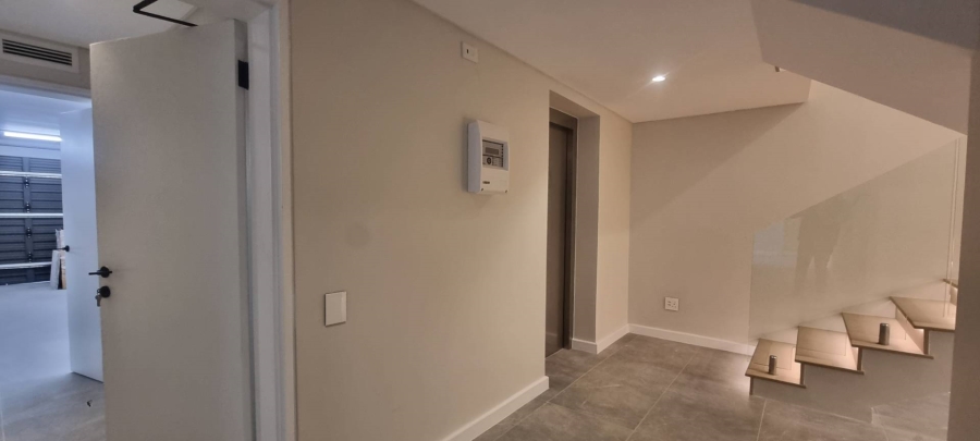 4 Bedroom Property for Sale in Camps Bay Western Cape